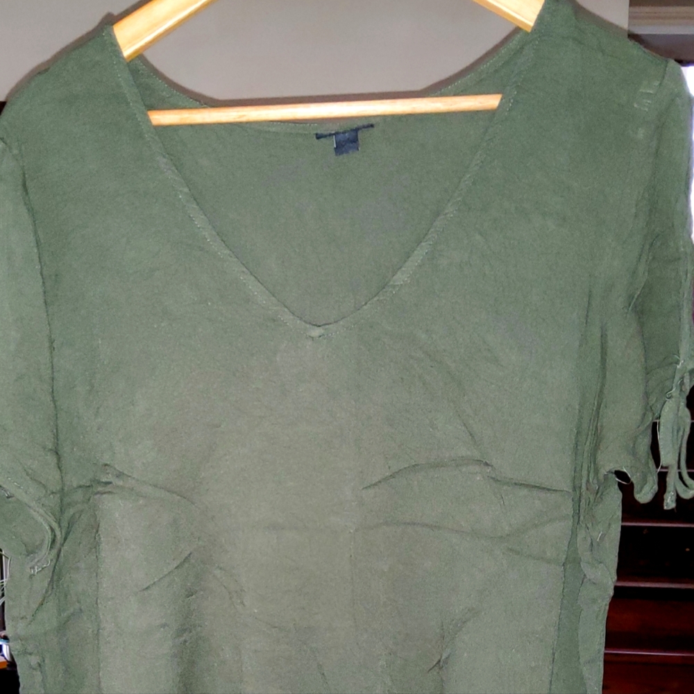 Green Torrid cold shoulder tunic, 2X